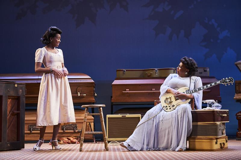 Chaz Hodges (Marie Knight) and Miche Braden (Sister Rosetta Tharpe). Photo Credit Roger Mastroianni (2)